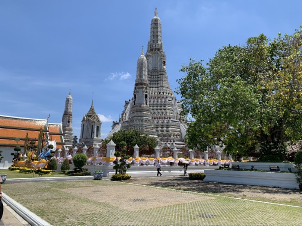 ワット・アルン