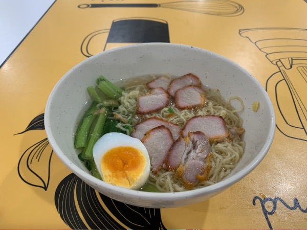 フードコートでクイッティオ