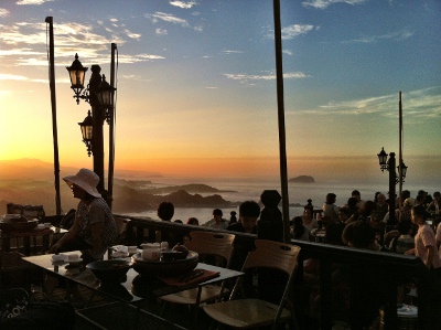 阿妹茶酒館から見た夕暮れの風景